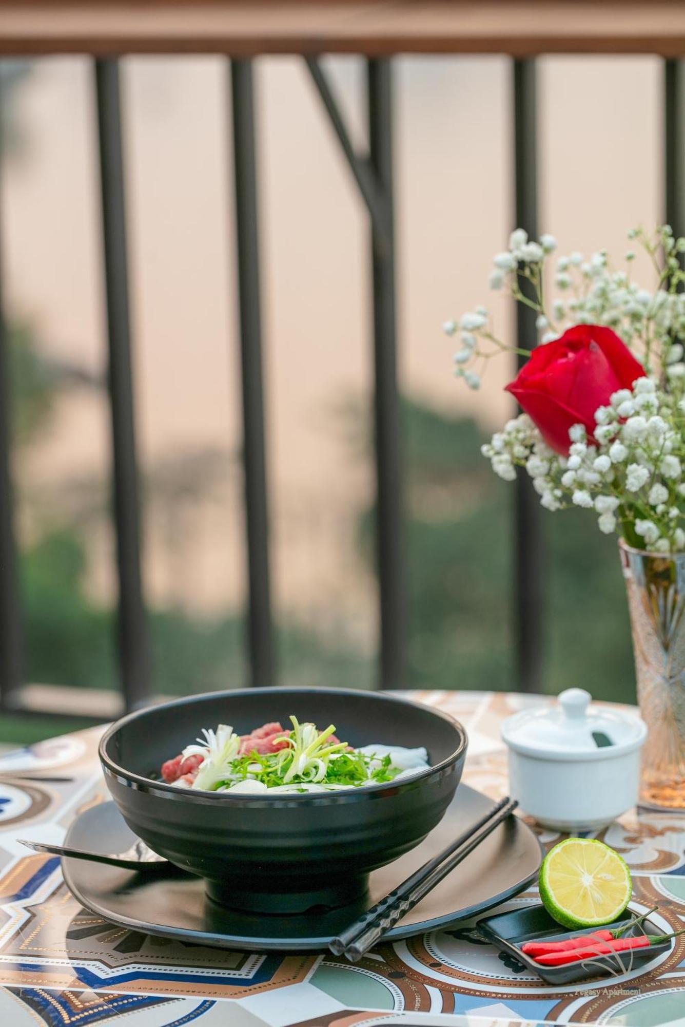 Westlake Pearl Aparthotel & Spa- By Pegasy Group ฮานอย ภายนอก รูปภาพ